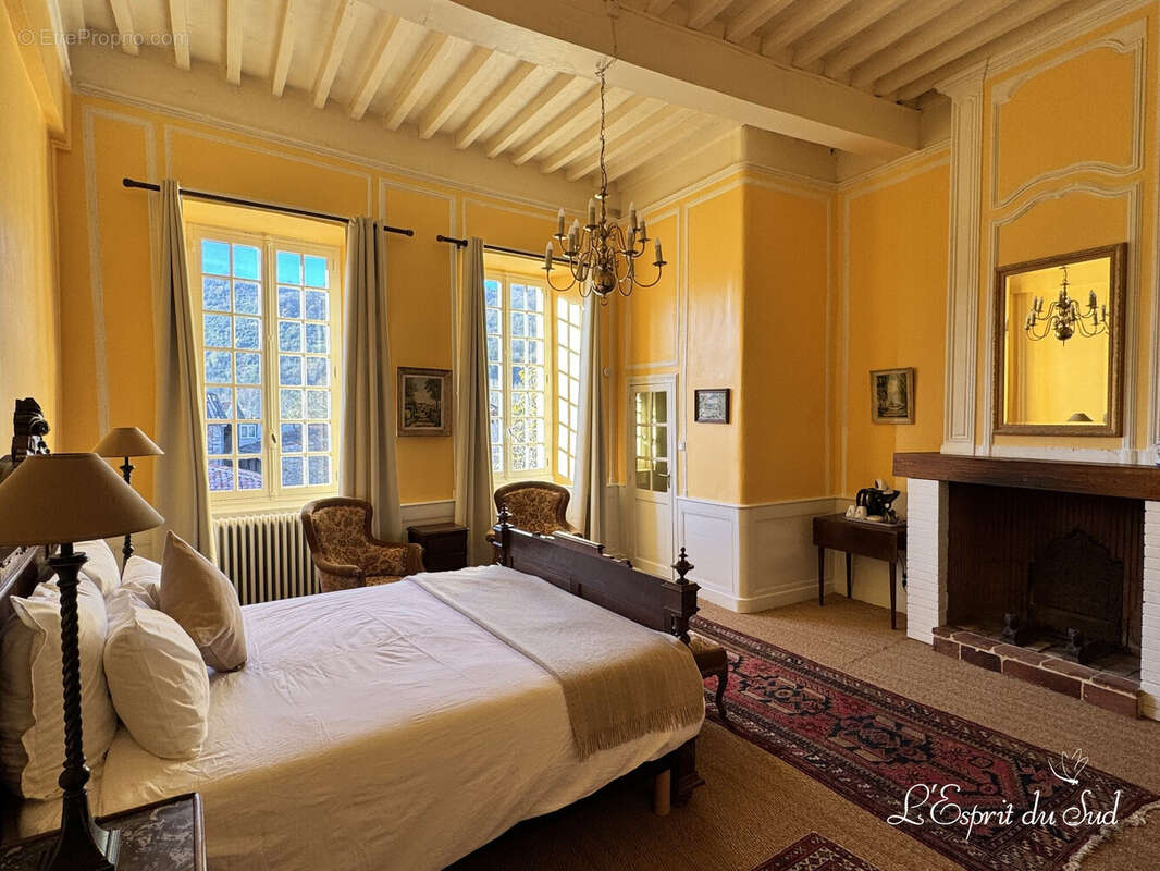 Chambre 2 - Maison à SAINT-ANTONIN-NOBLE-VAL