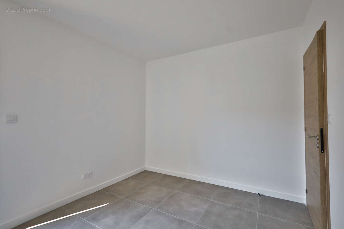 Maison Type 4 - 88 m2 habitables - Terrain 300 m2 - - photo 9