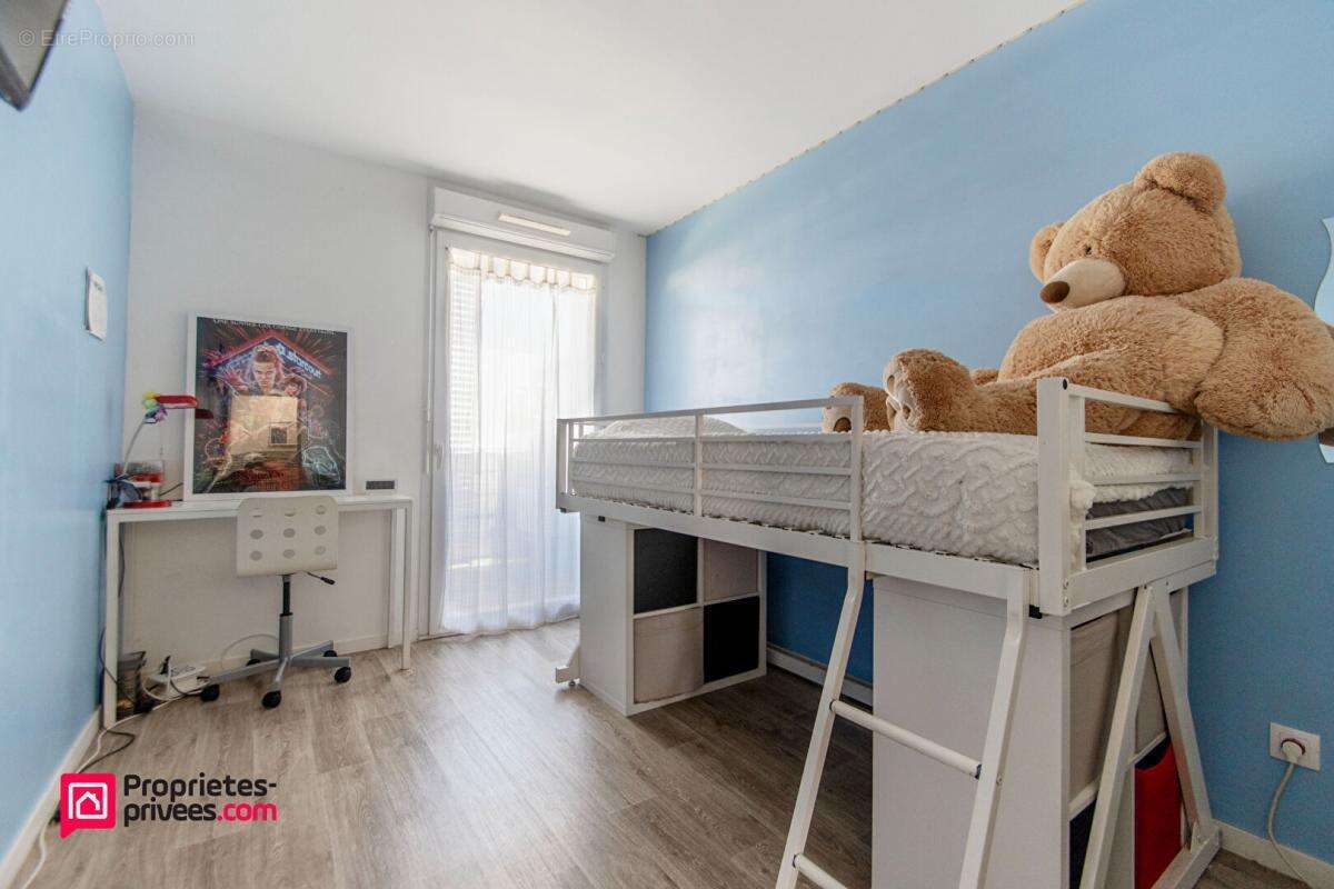 Appartement à CORBEIL-ESSONNES