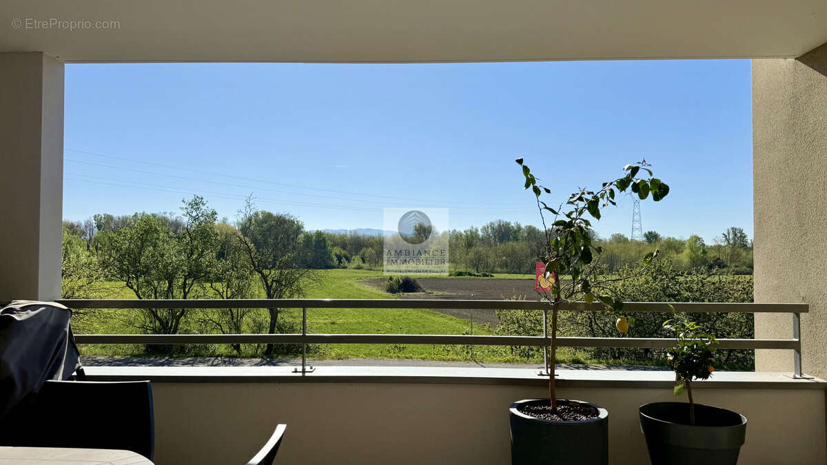 Appartement à GUILHERAND-GRANGES