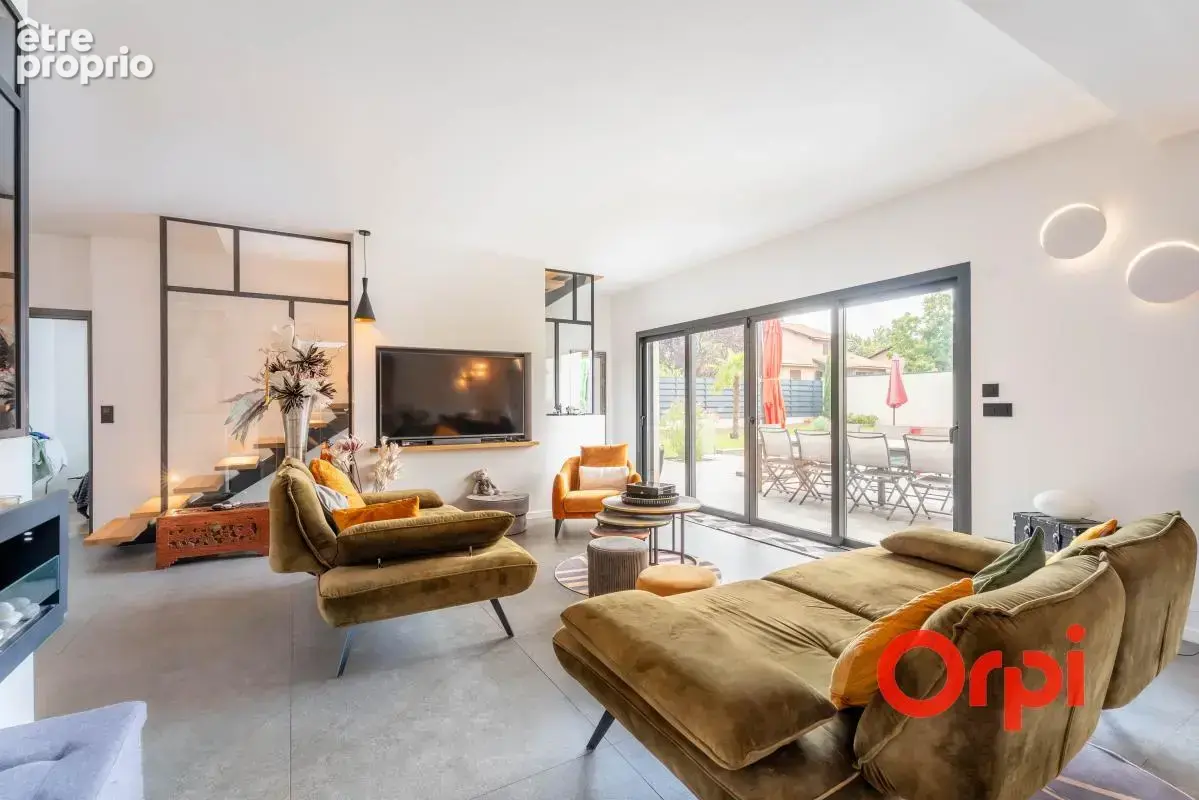 Maison À Vendre 244 m2 Francheville le haut - photo 8