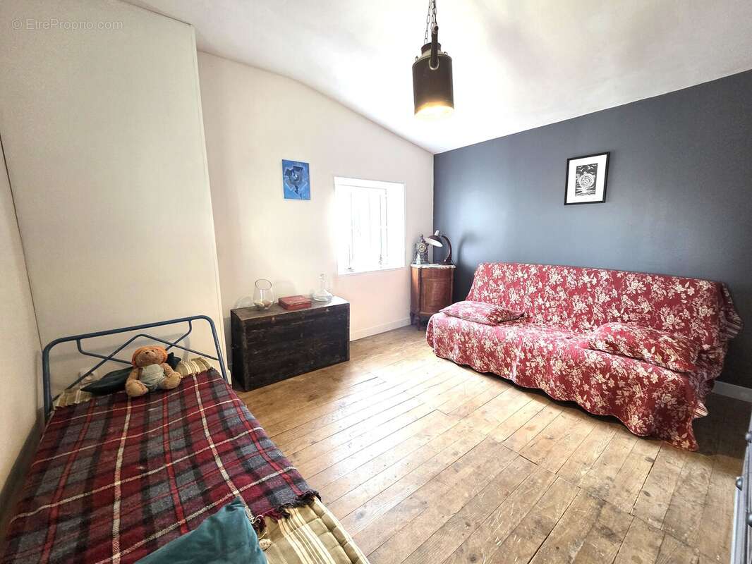 Maison 156 m² à Moulidars  - photo 25