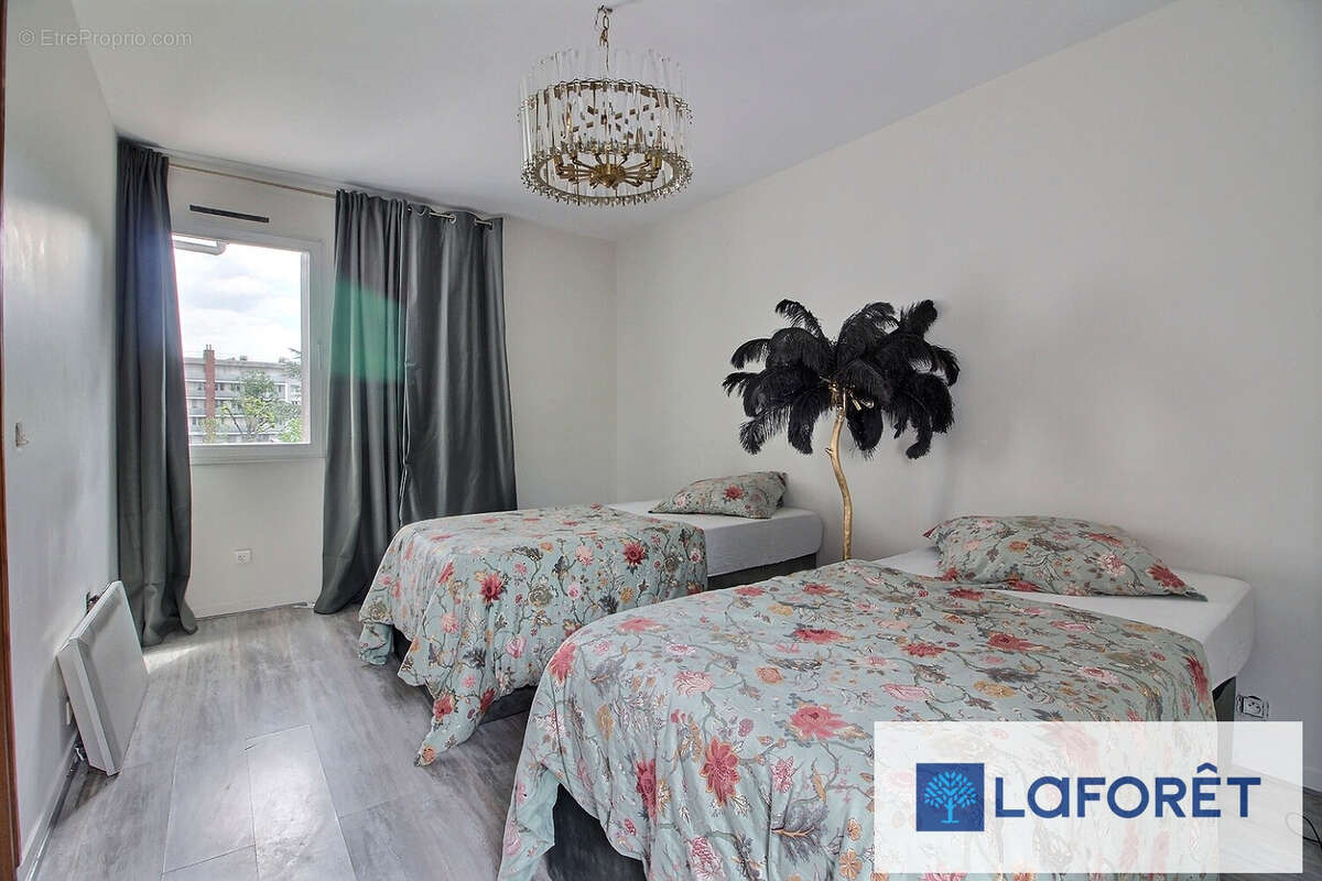 Maison à RIS-ORANGIS