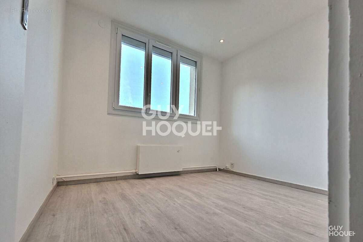 Appartement à MAISONS-ALFORT