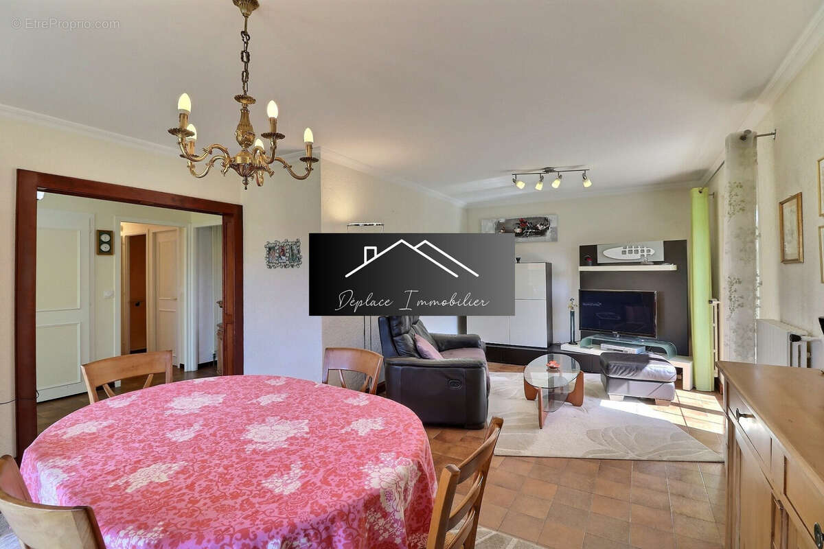 Maison à CRANVES-SALES