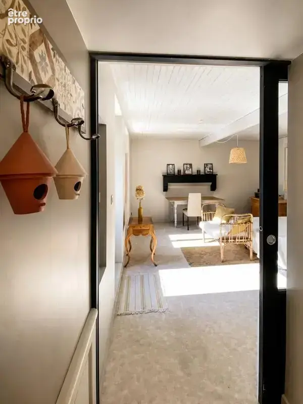 Maison 4 chambres de 212 m² à Saint-Fraigne - photo 11
