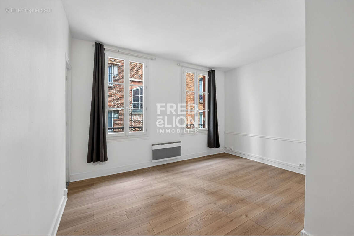 Appartement à PARIS-20E