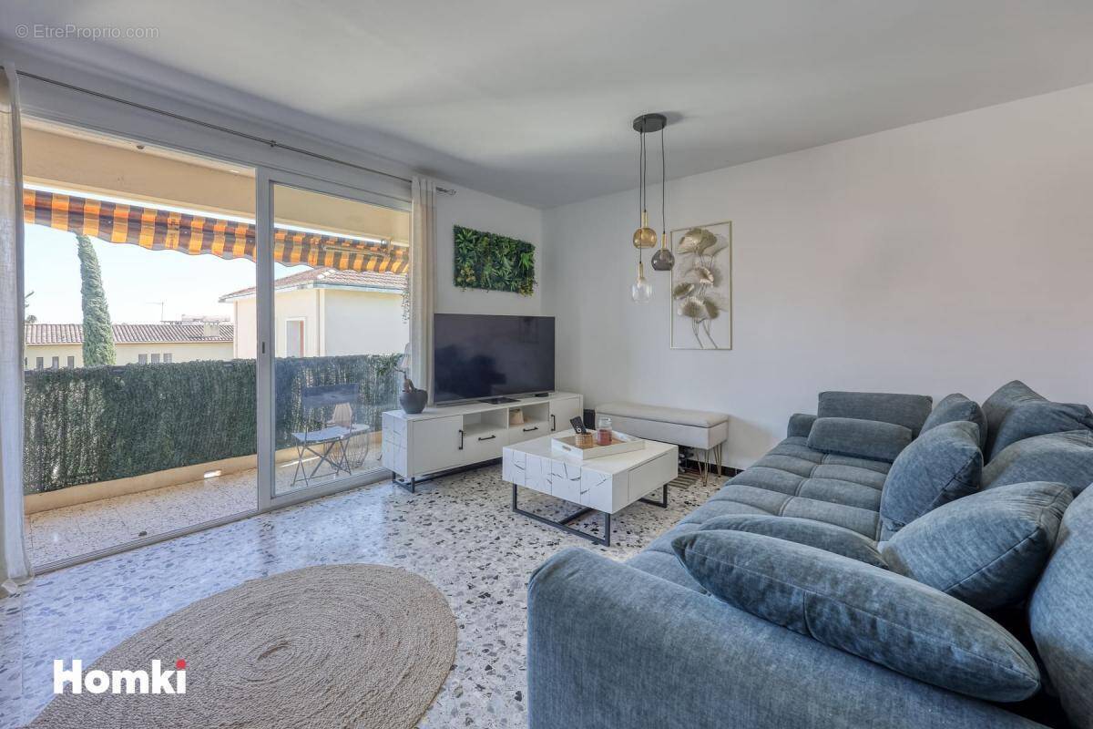 Appartement à HYERES