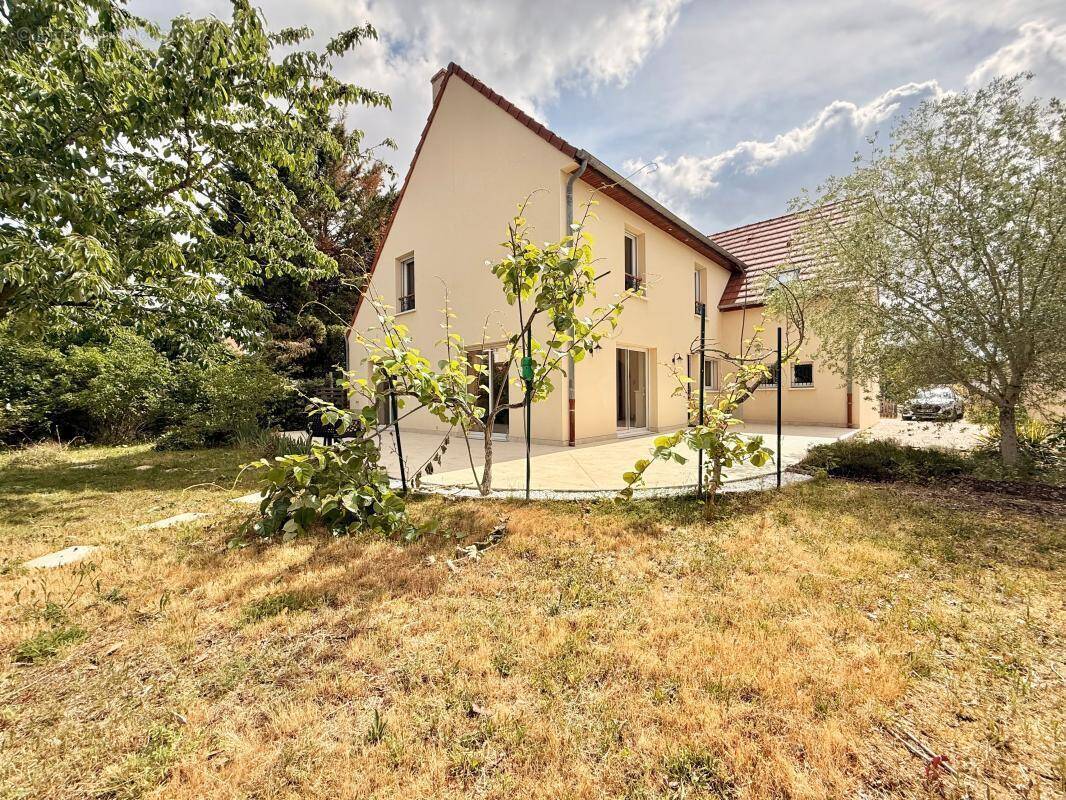 Maison à CHENOVE