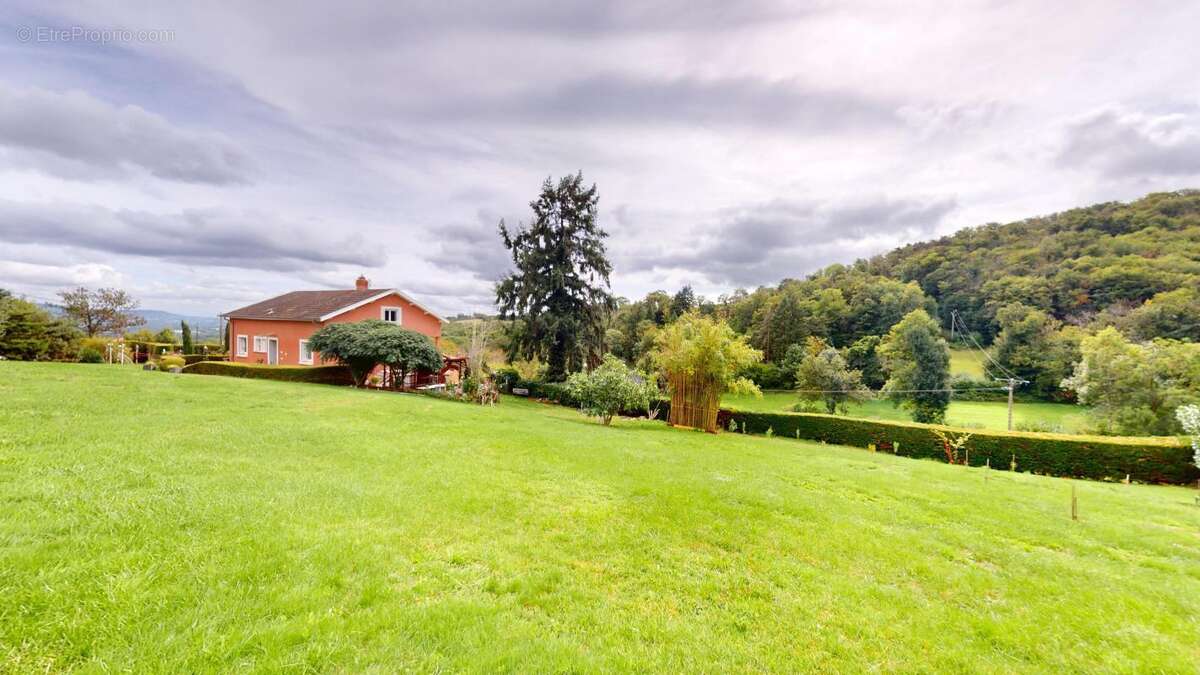 À VENDRE – Maison familiale avec vue panoramique à Pollionnay (Hameau de Larny) - photo 13
