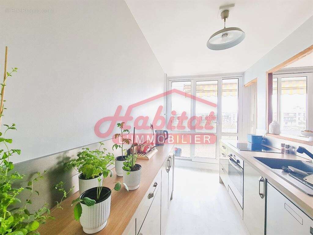 Appartement à CHELLES