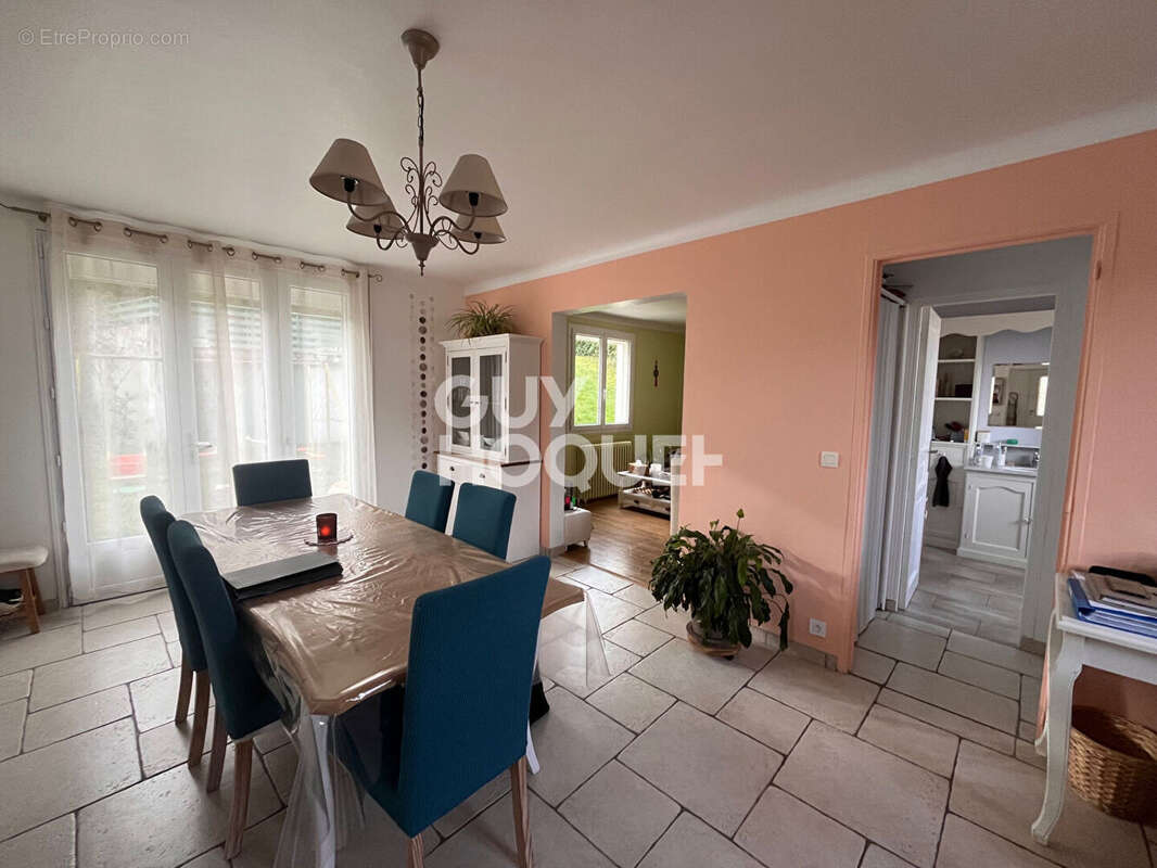 Maison à MORET-SUR-LOING