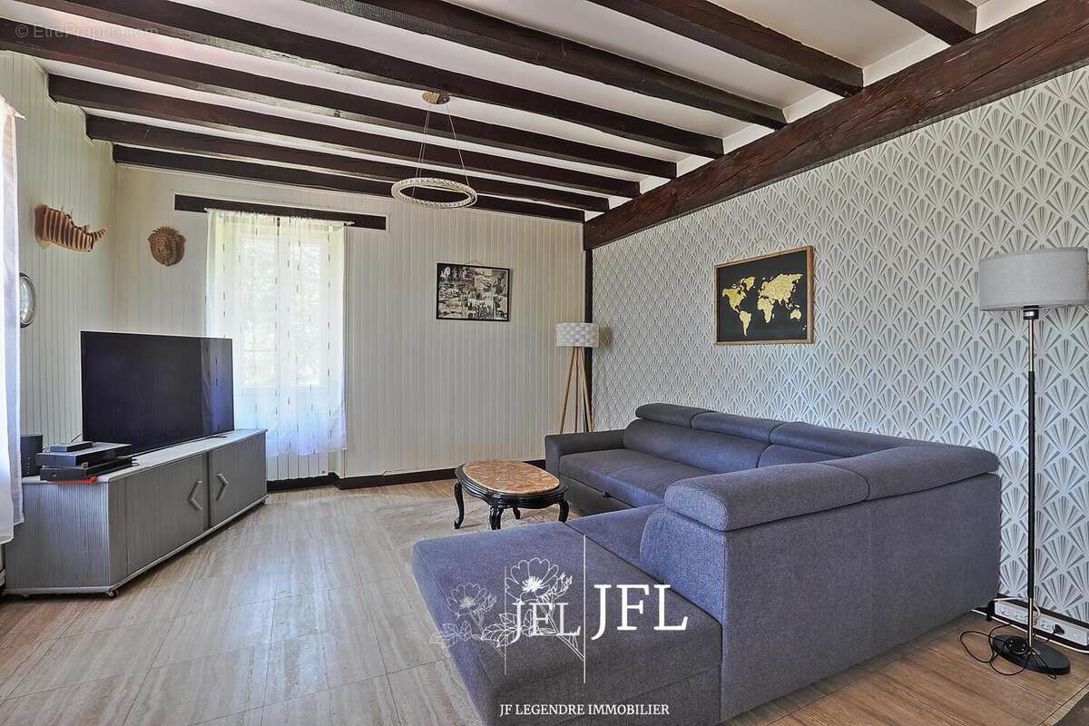 Maison à SAINT-JUSTIN