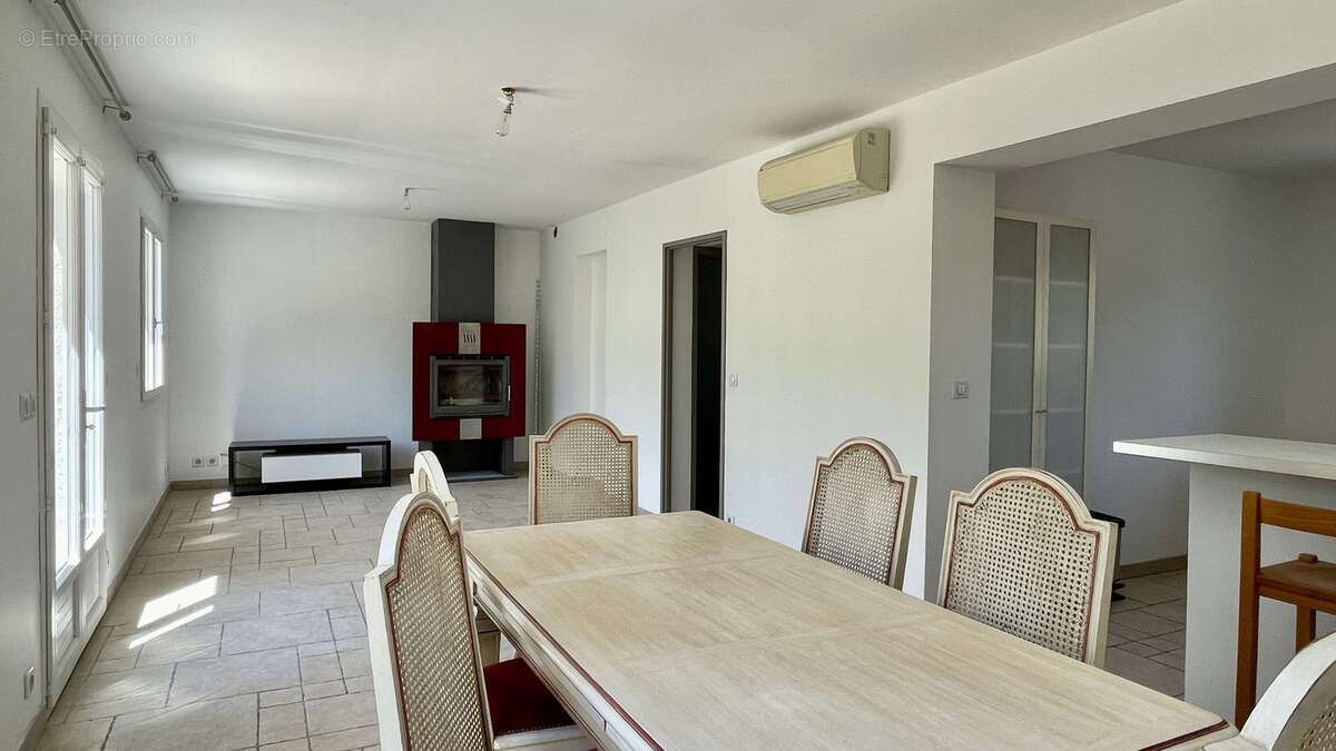 Maison à SAINT-BAUZILLE-DE-PUTOIS