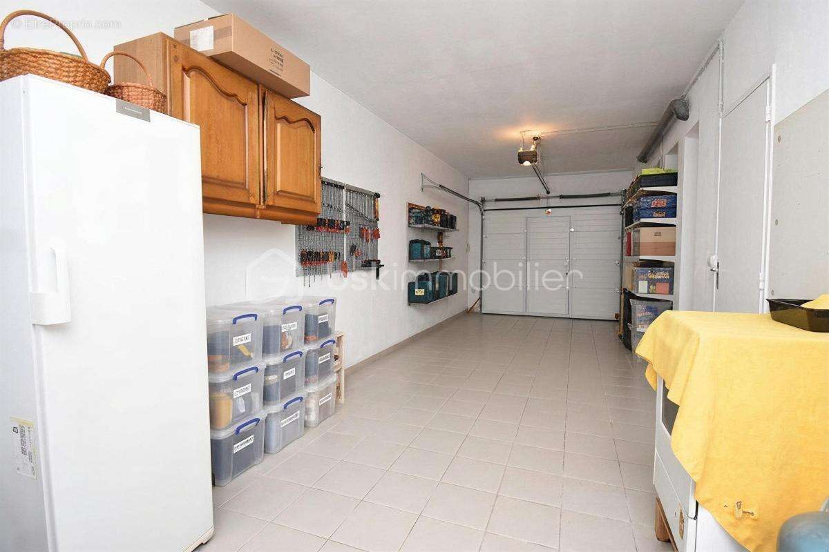 ORMESSON-SUR-MARNE - Maison familiale 135m² - 4 chambres - Jardin & double garage - - photo 17