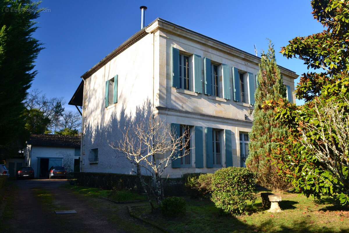 Maison à BELIN-BELIET