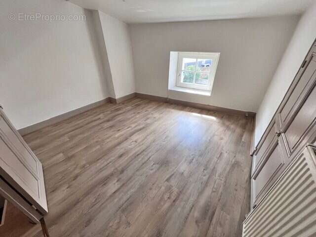 Maison à SAINT-VALLIER