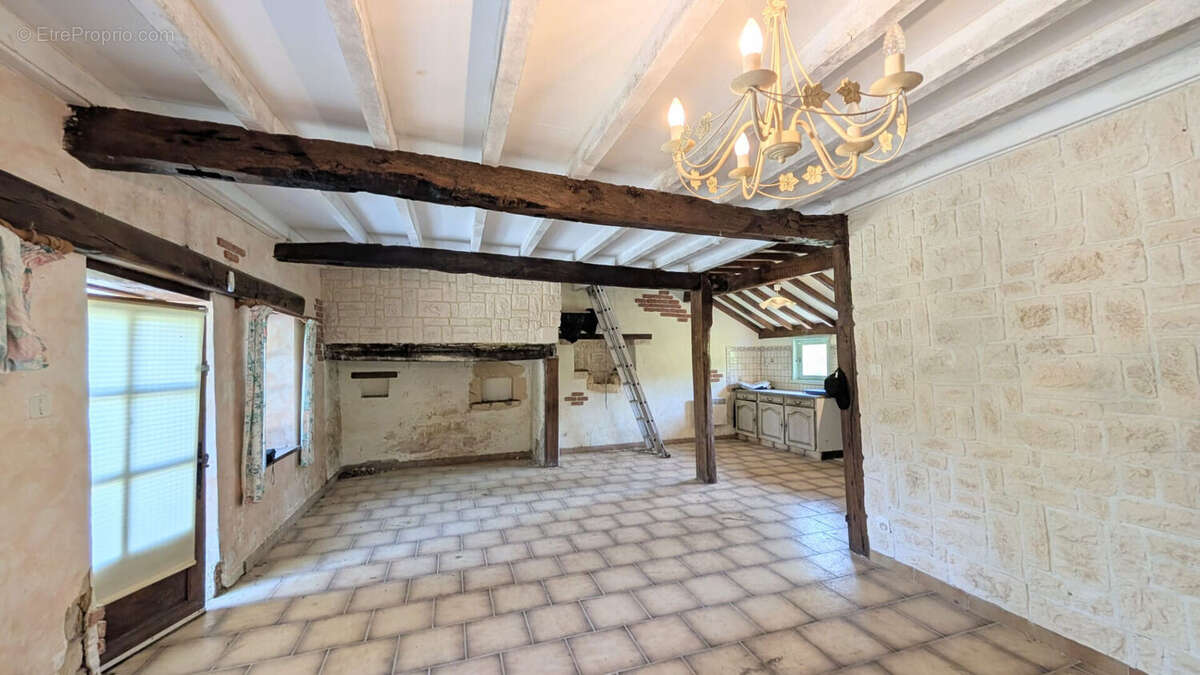 Maison 4 pièce(s) 111m2 - photo 3