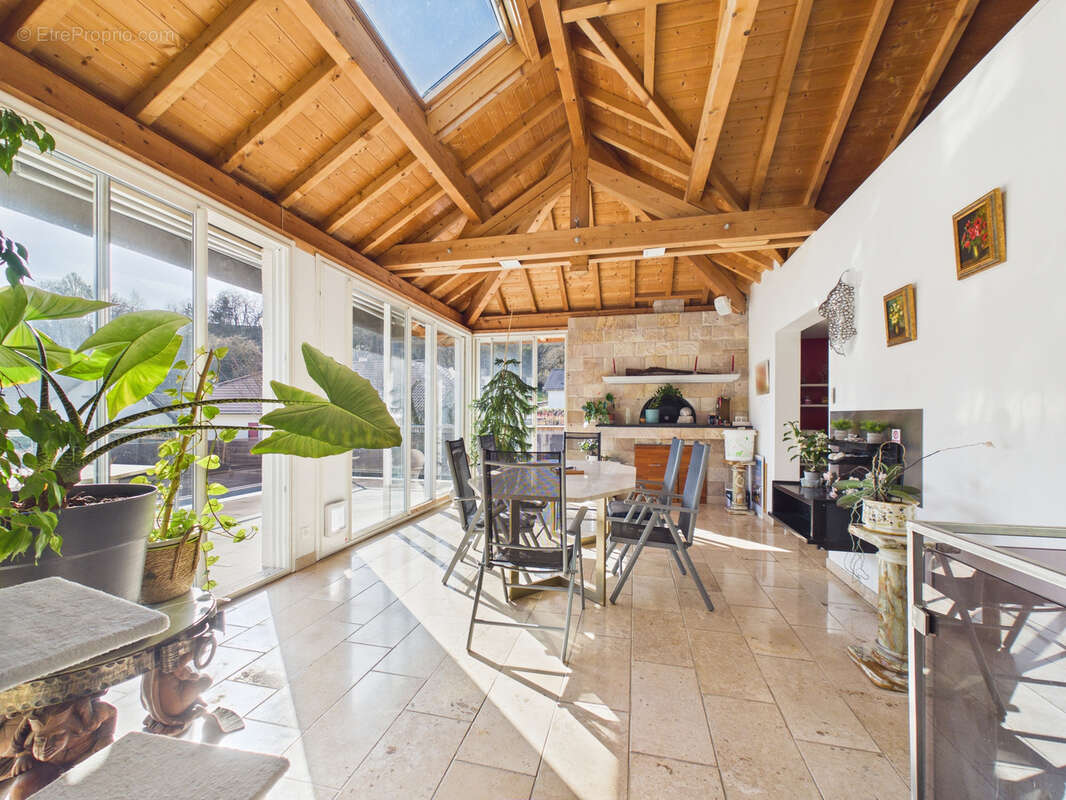 Maison à GRESY-SUR-AIX
