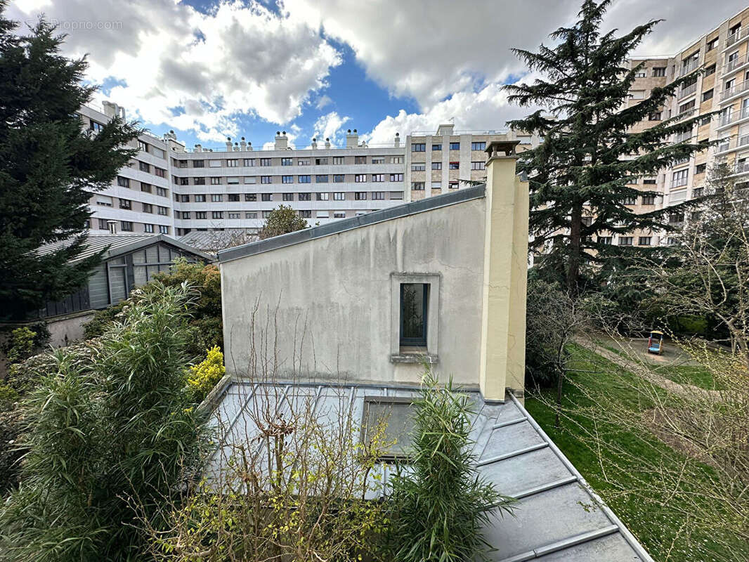 Appartement à PARIS-19E