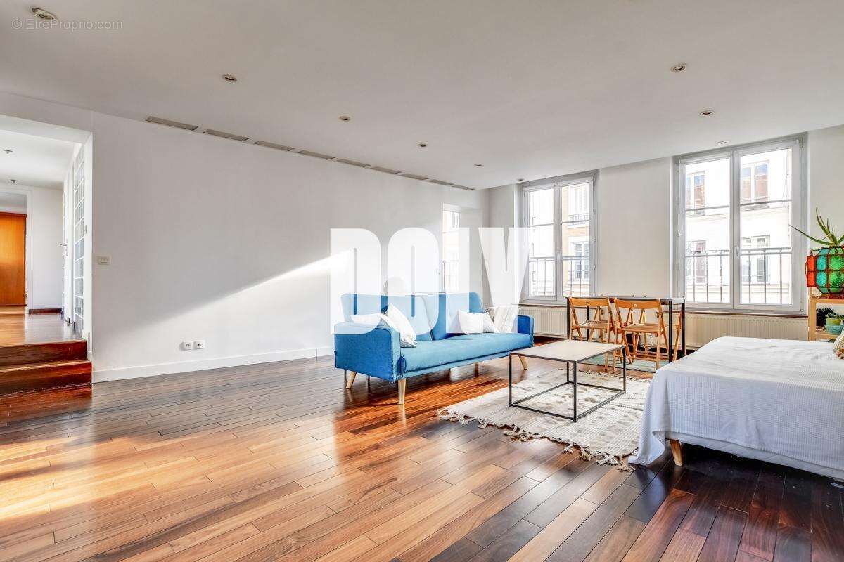 Appartement à PARIS-11E