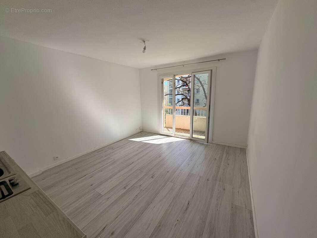 Appartement à HYERES