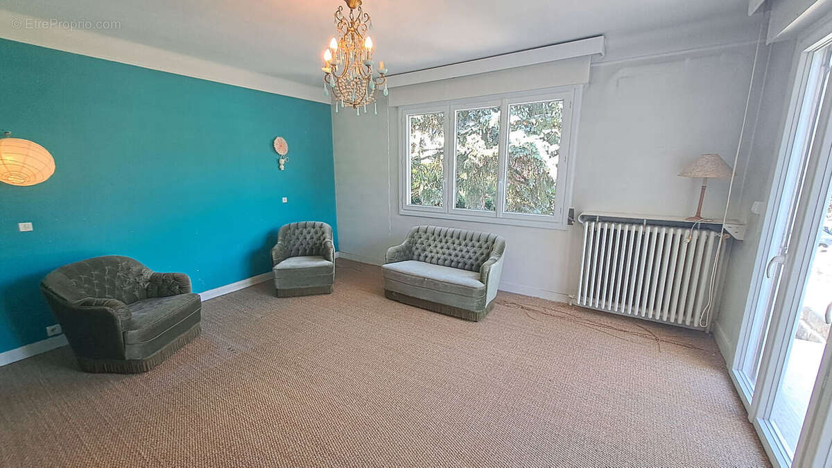 Maison à SAINT-REMY-LES-CHEVREUSE