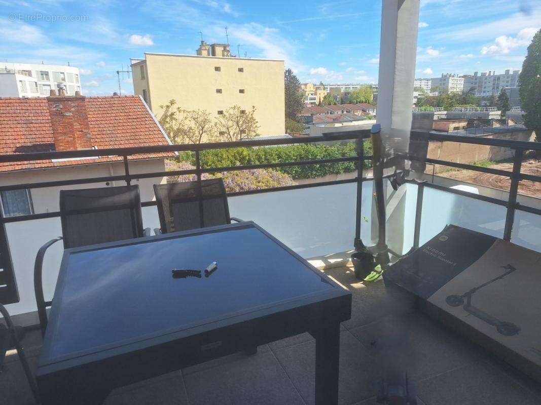 Appartement à BRON