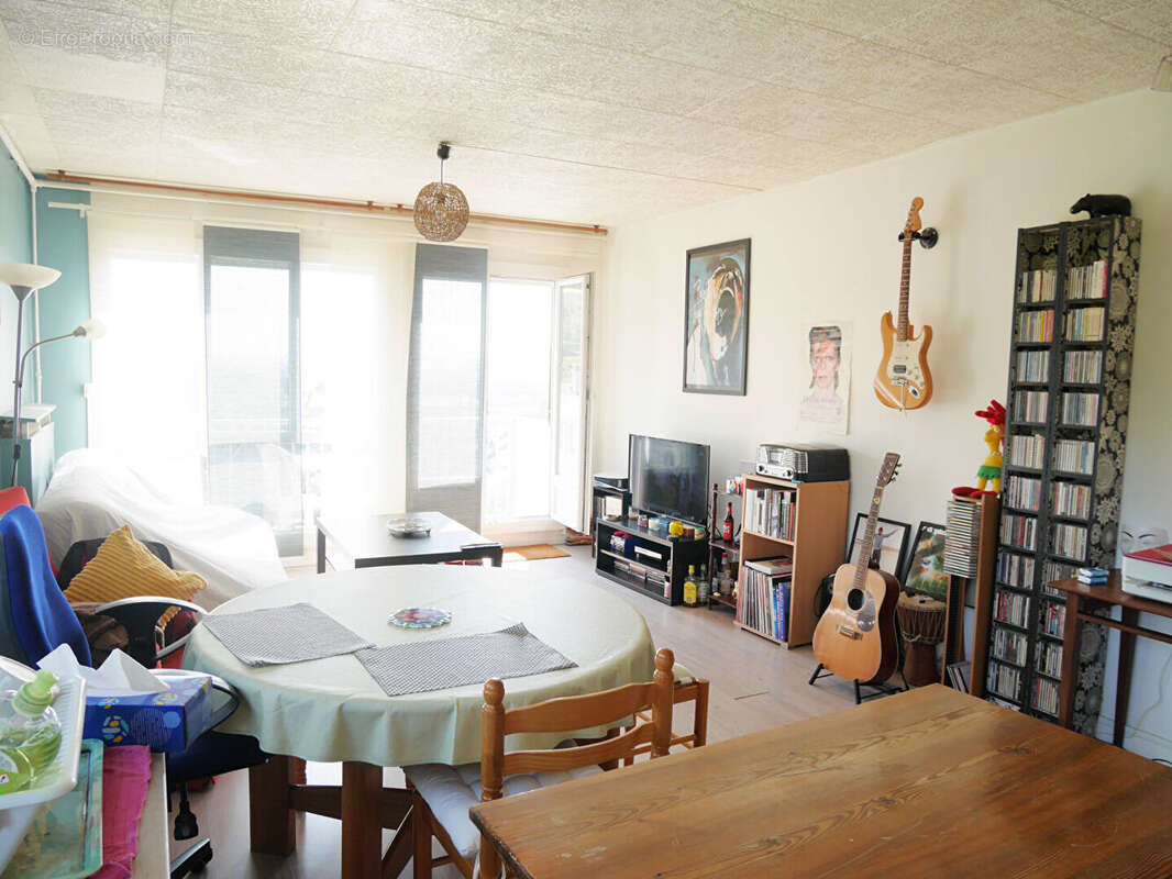 Appartement à DEVILLE-LES-ROUEN