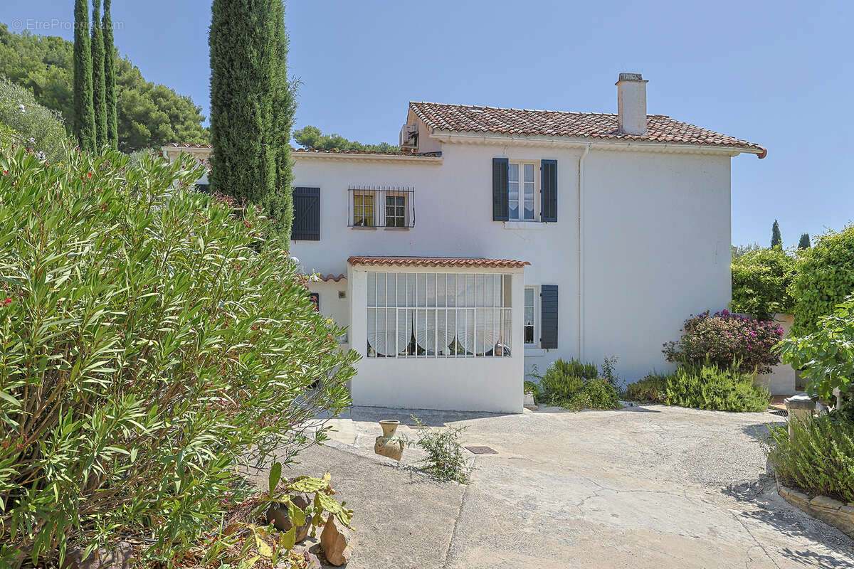Maison à LA VALETTE-DU-VAR