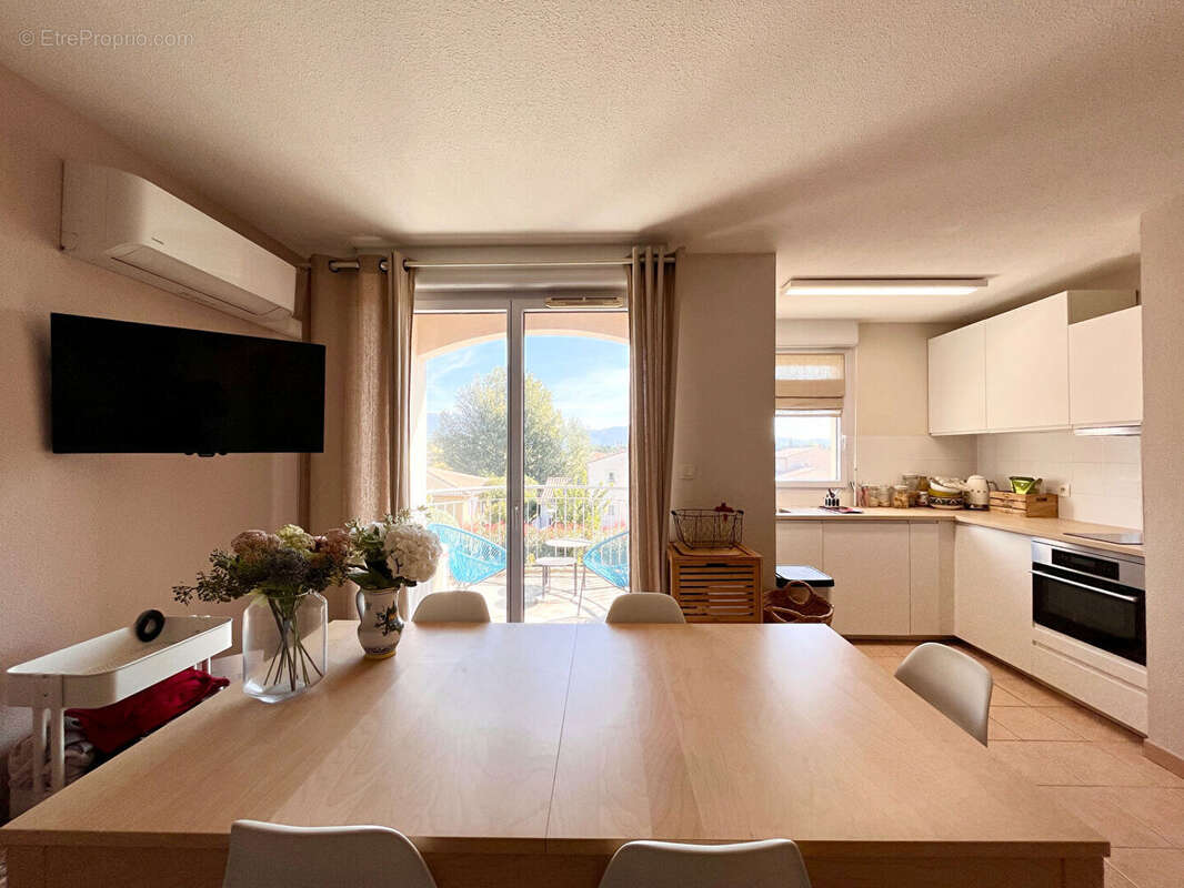 Appartement à L&#039;ISLE-SUR-LA-SORGUE