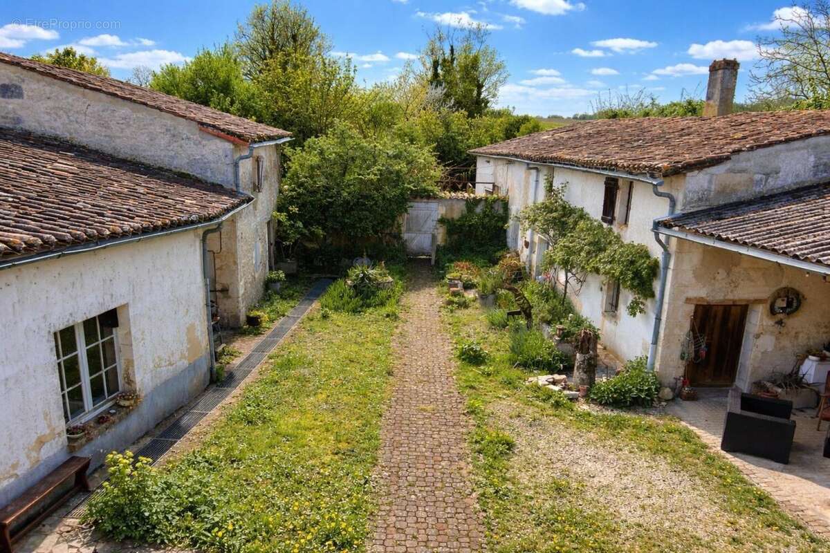 Photo 2 - Maison à MAZERAY