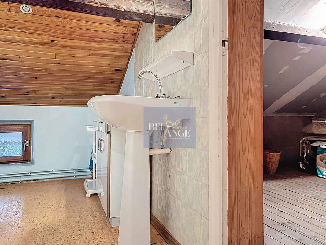 Maison à LAURAC-EN-VIVARAIS