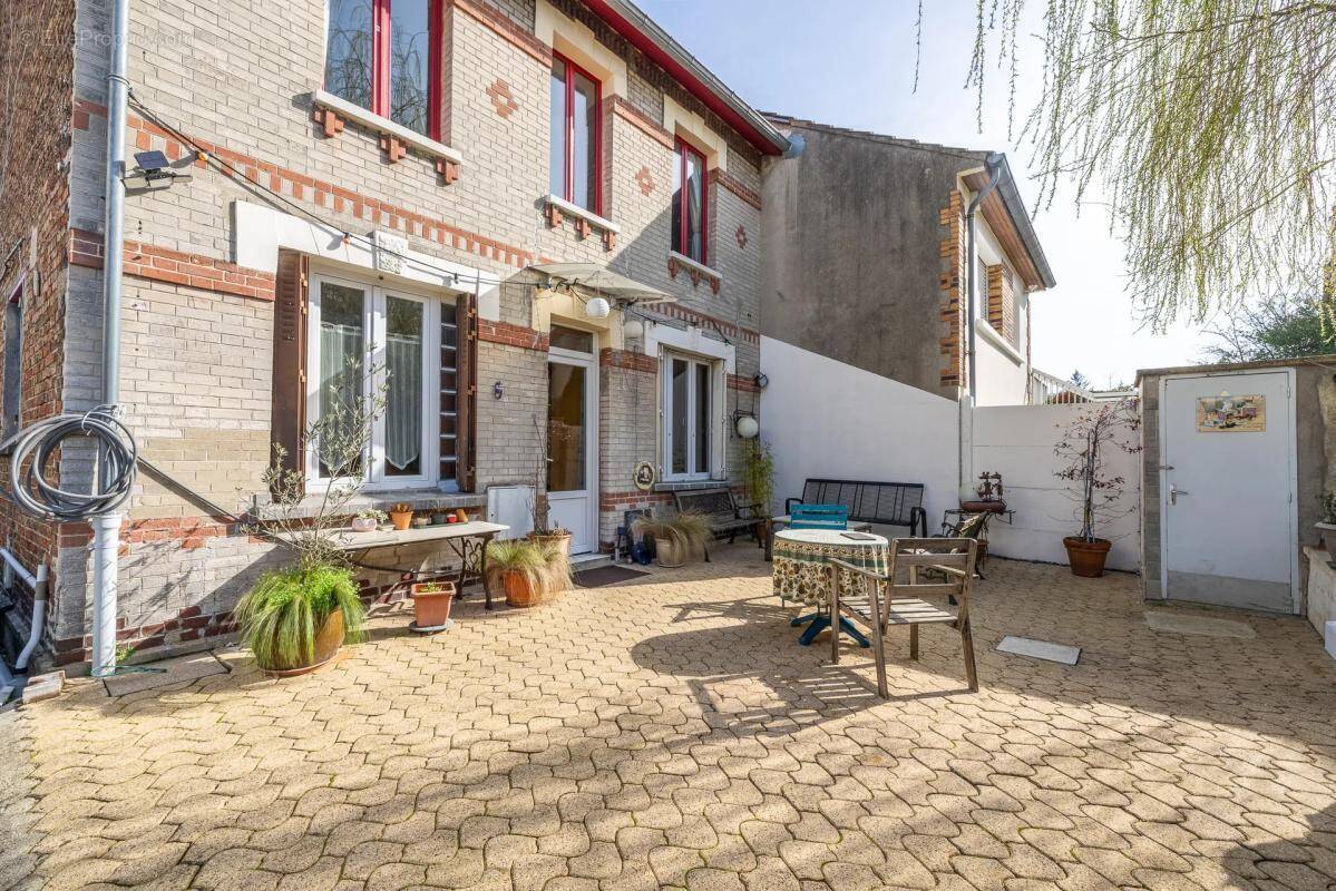 Maison à FONTENAY-SOUS-BOIS