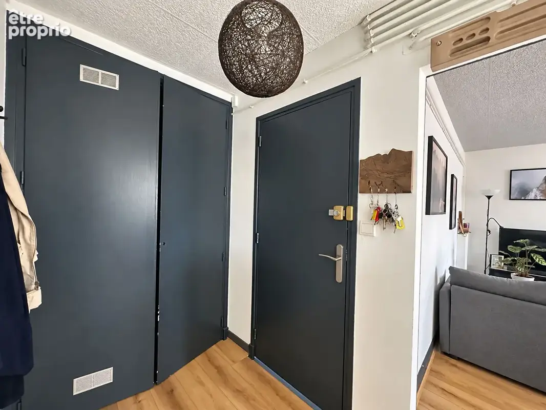 Lourdes, balcon, 2 chambres, garage, cave - photo 8
