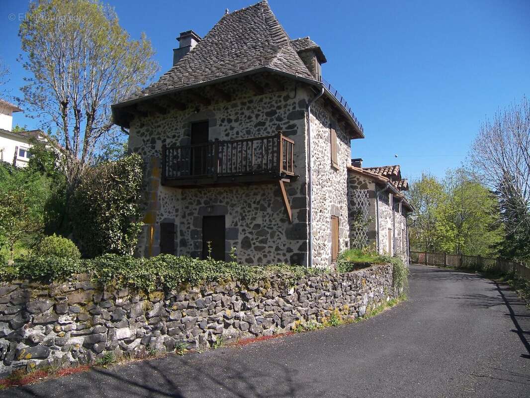 Maison à AURILLAC