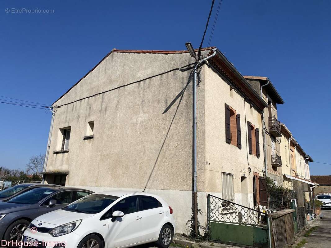Maison à LA TOUR-DU-CRIEU