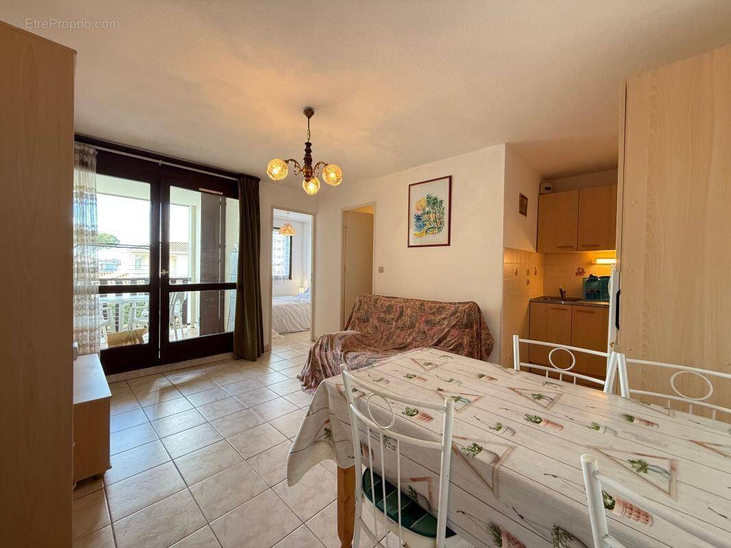 Appartement à VAUX-SUR-MER