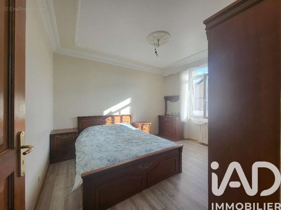 Photo 8 - Maison à MONTEREAU-FAULT-YONNE