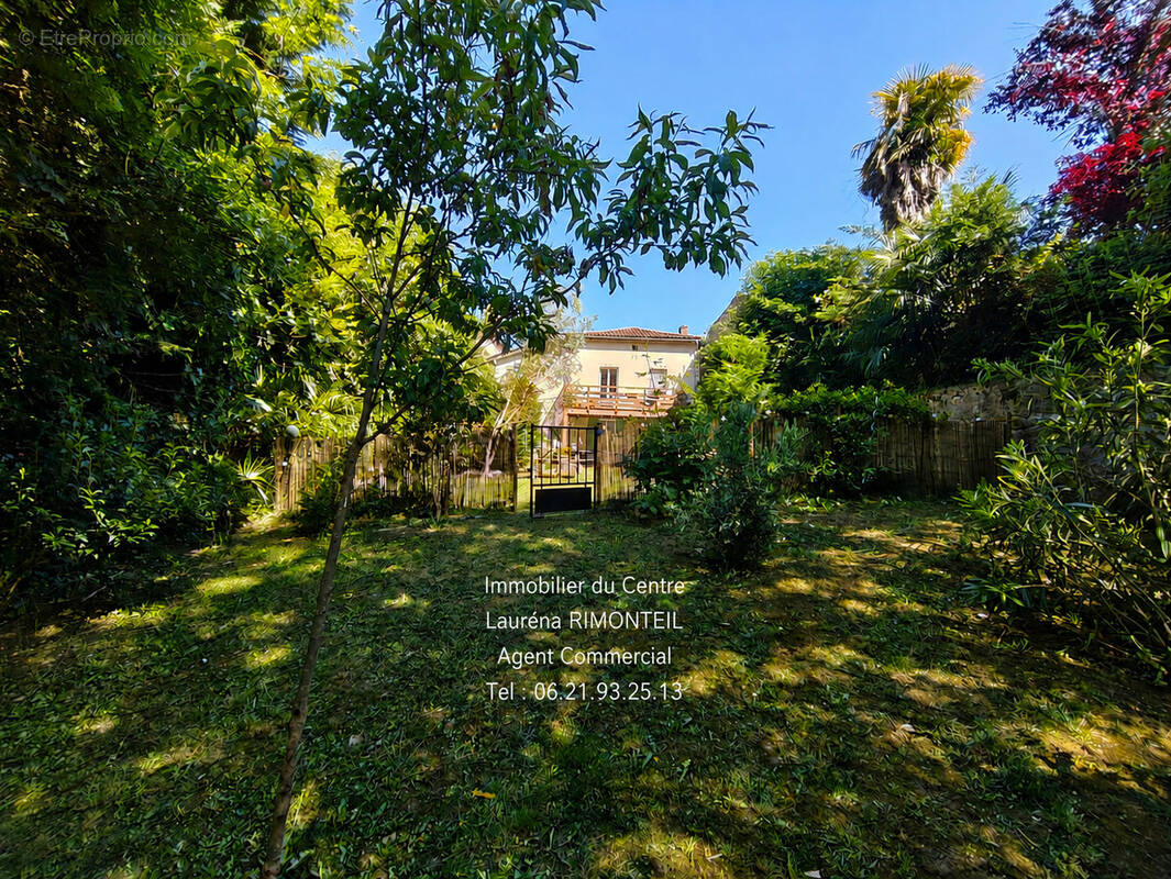 Maison à BARIE