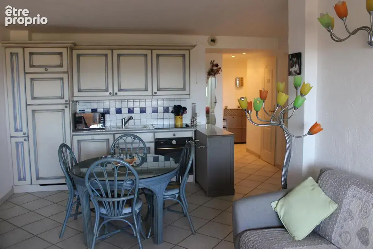 Appartement meublé 65m2 vue mer - photo 3