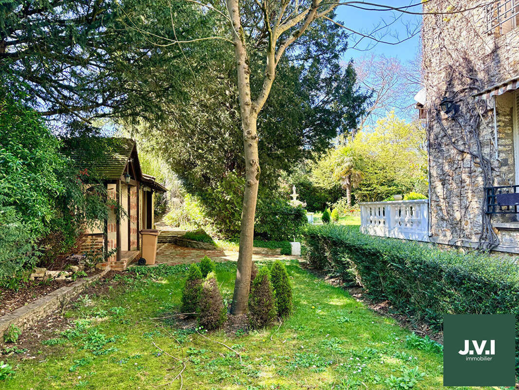 Maison à MONTMORENCY