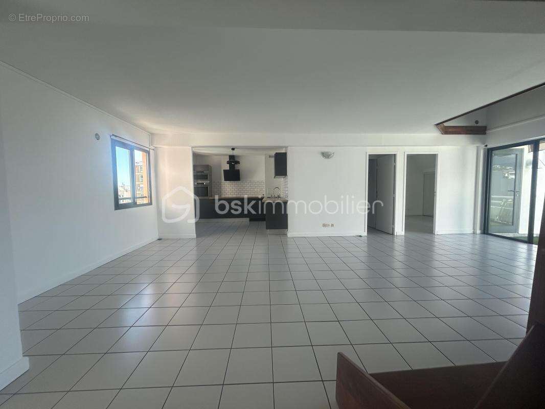 Appartement T6 duplex de 163 m² - photo 3
