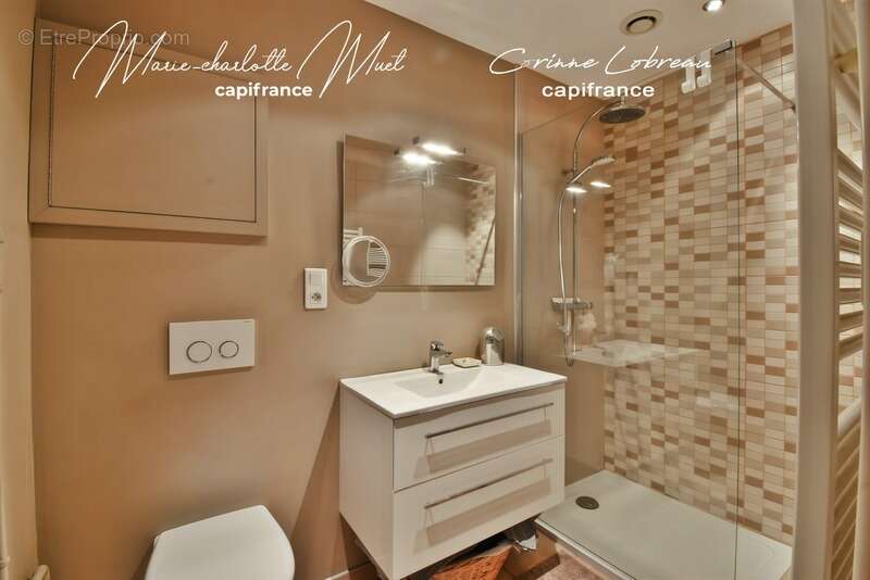 Maison de ville avec deux habitations indépendantes et cour privative - photo 13