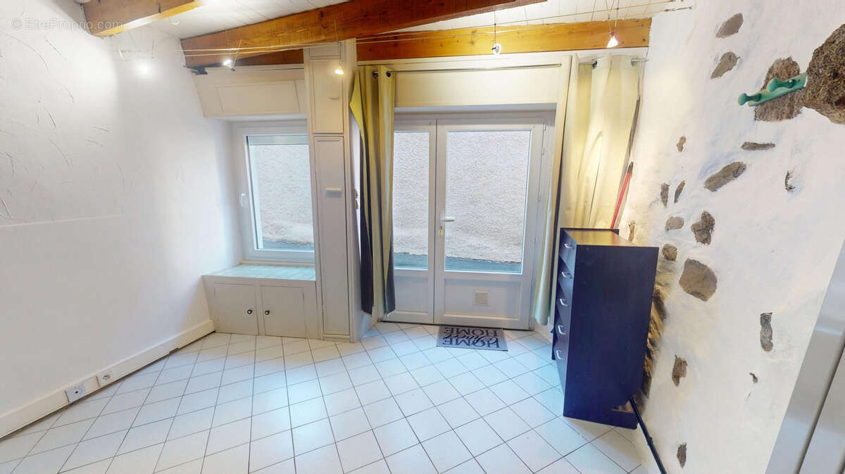 Maison 60 m² à Vals-Pres-Le-Puy  - photo 12