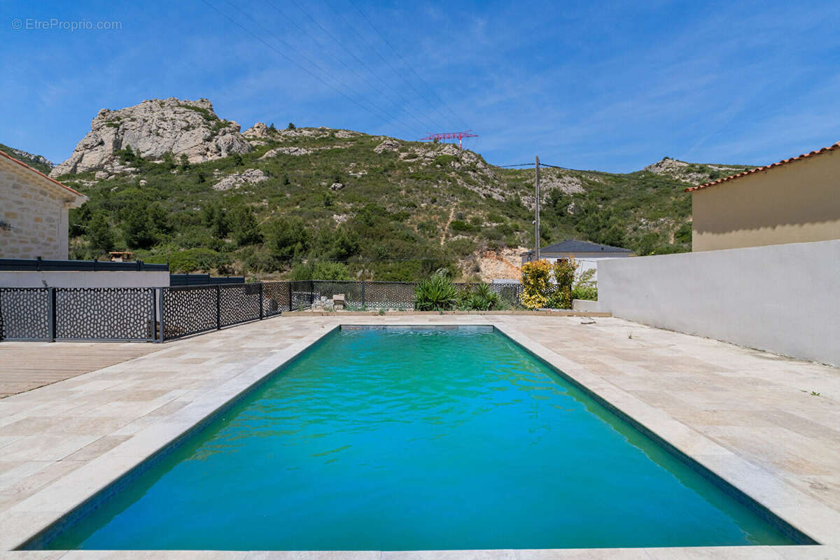 Photo 2 - Maison à MARSEILLE-16E