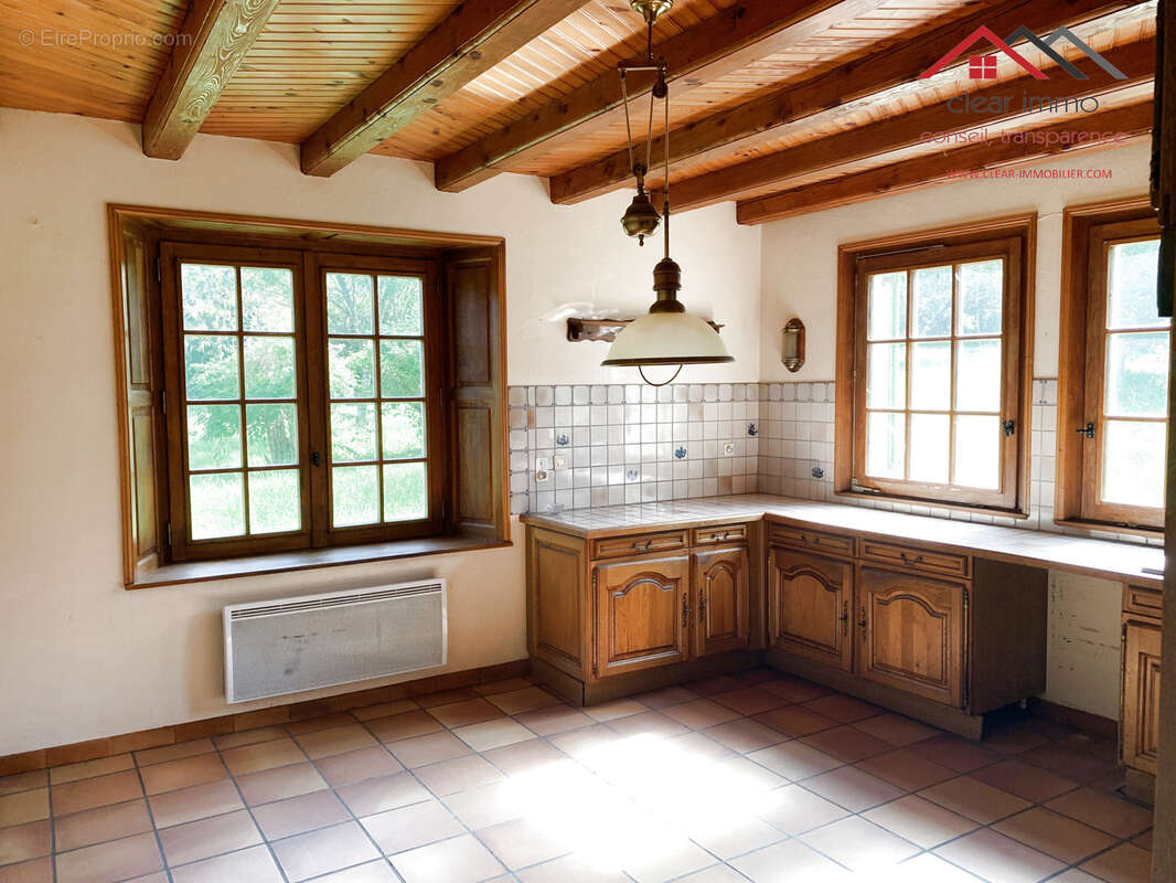 Maison à FERRIERES