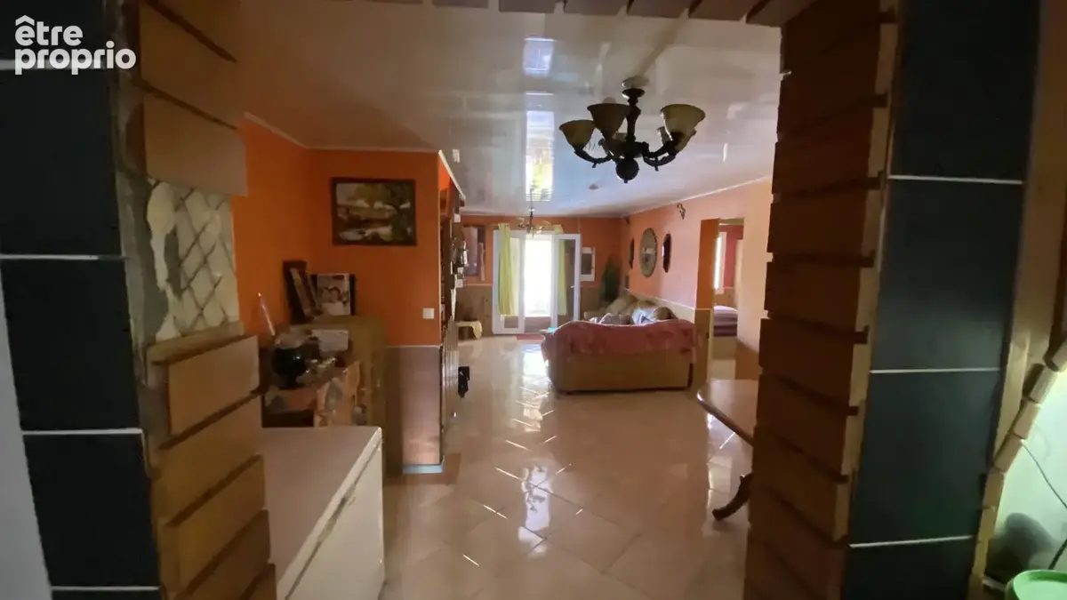 A Saint-André, Maison F5 de 101m2 plus varangue, cuisine extérieure, dépendance .... - photo 8