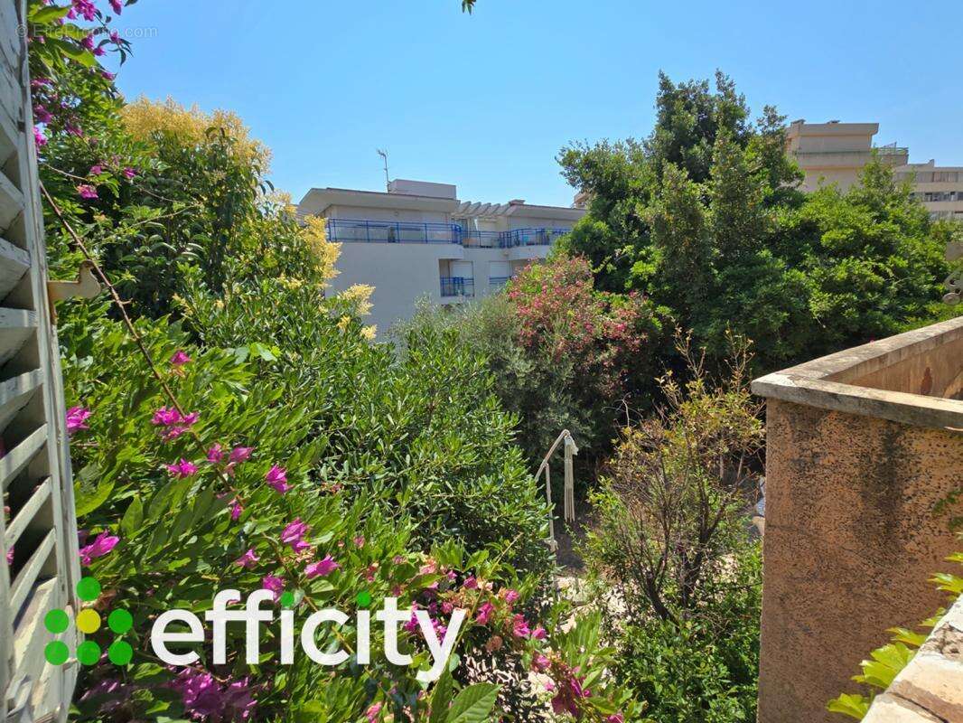 Maison 192 m² à Saint-Raphael  - photo 4