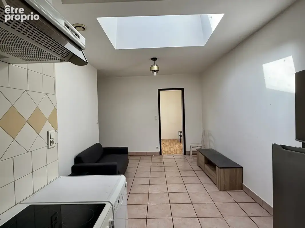 Lescure village - Petite maison de 32 m2 avec garage en rez-de-chaussée. - photo 8